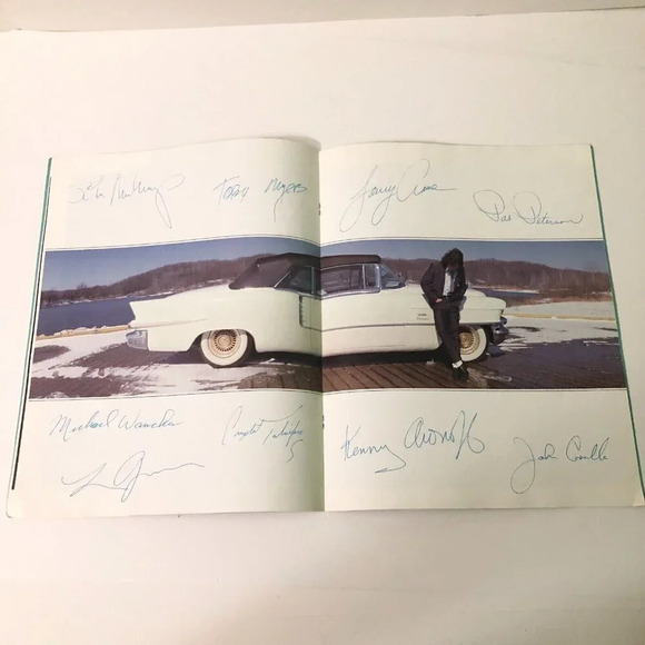 1988 John Cougar Mellencamp Lonesome Jubilee Tour Book Program - Picture 12 of 16